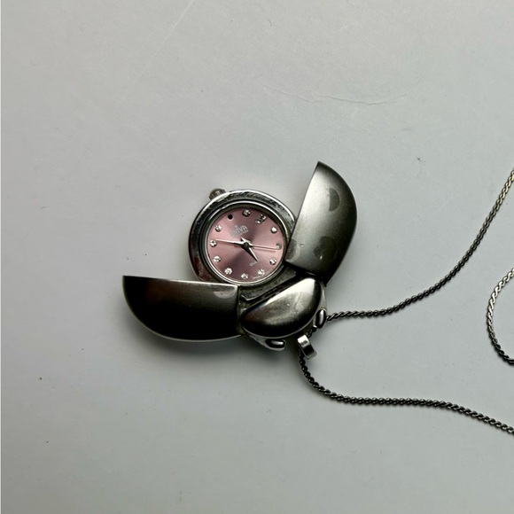 🐞Sliver Tone LadyBug Beetle Pocket watch Pendant - Picture 3 of 5